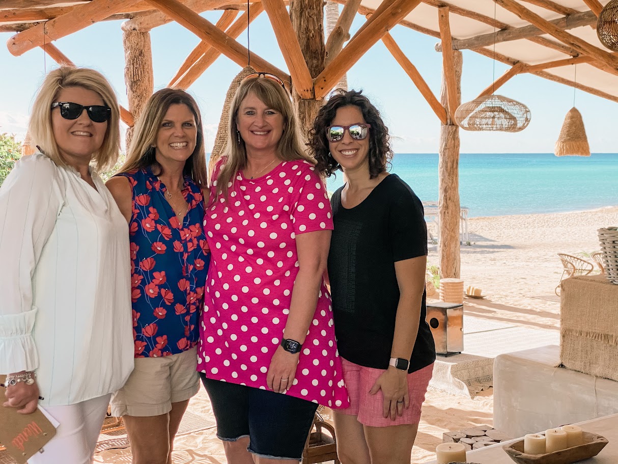 Wendi, Kelli, Renee and Courtney in Playa del Carmen